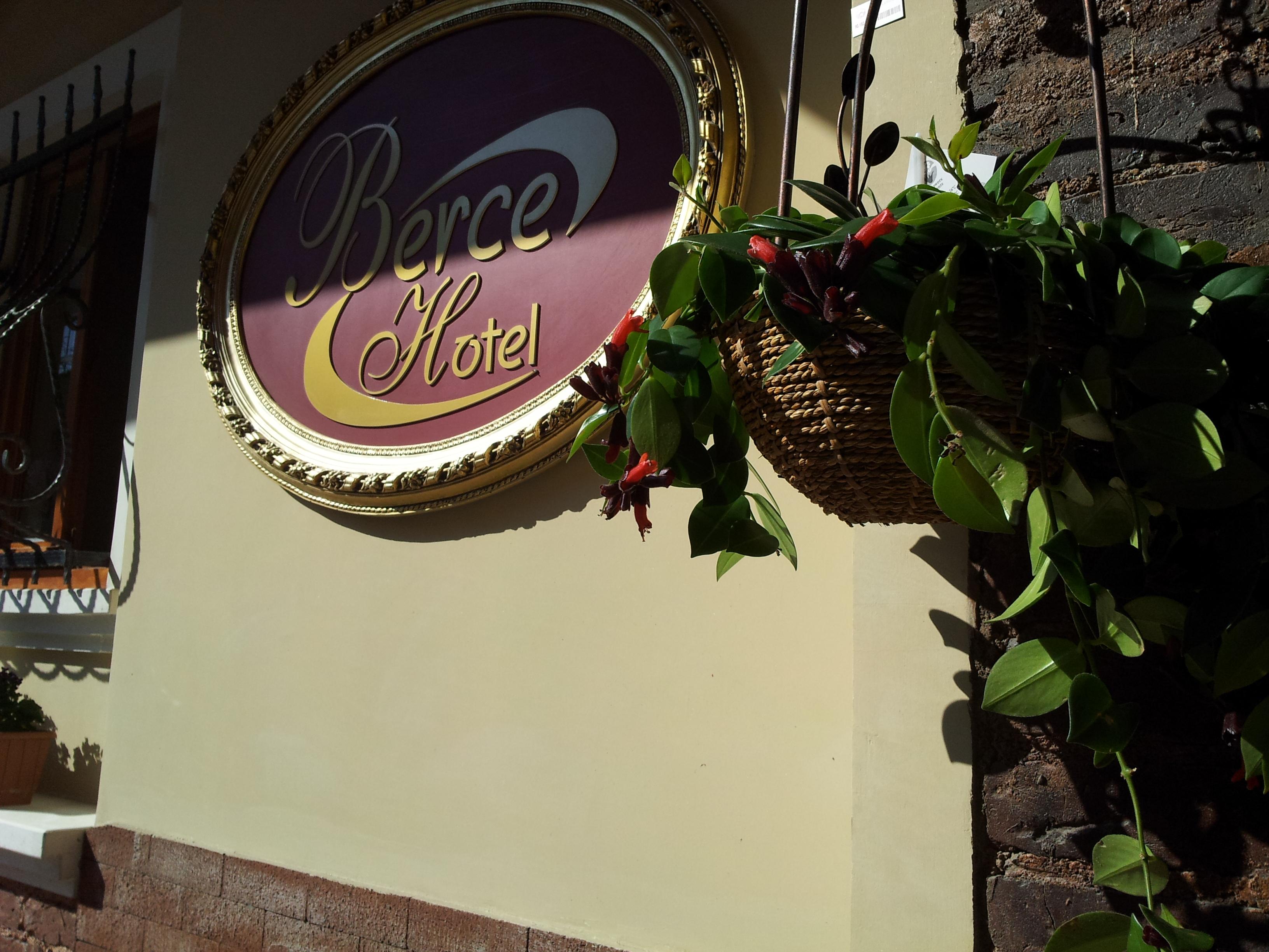 Berce Apartments イスタンブール エクステリア 写真